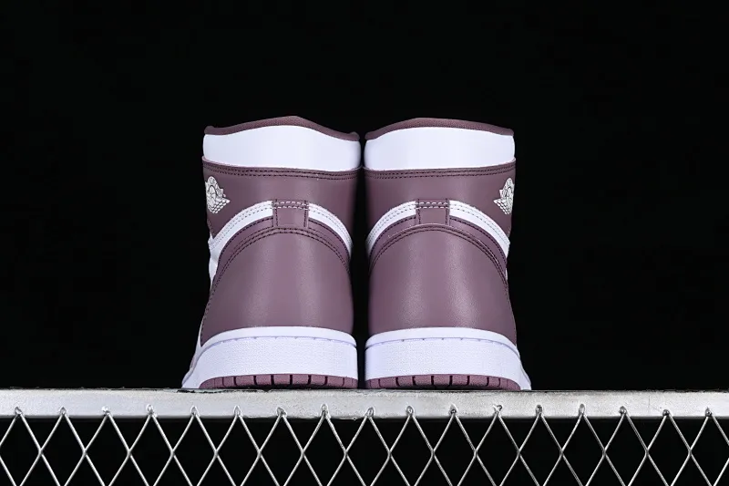 All categories Air Jordan Jordan series basketball shoes Air Jordan 1 High pure original Air Jordan 1 Retro High "Sky J Mauve" AJ1 Joe 1 violet color DZ5485-105